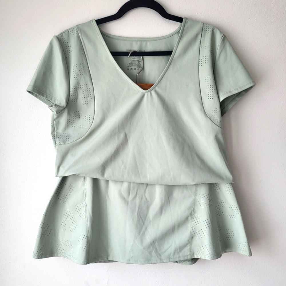 Sinceely Jules Sporty Activewear Set In mint green short sleeve T and skort